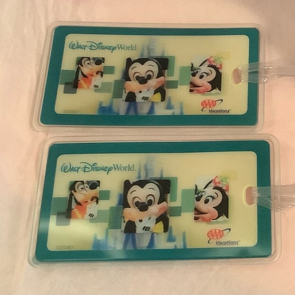 Disney Accessories Hologram Walt Disney World Luggage Tags Poshmark